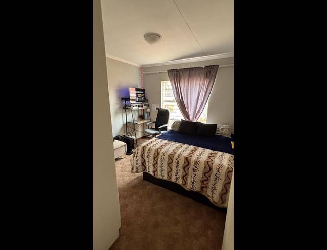 3 BEDROOM TOWNHOUSE FOR SALE IN VANDERBIJLPARK SE 3